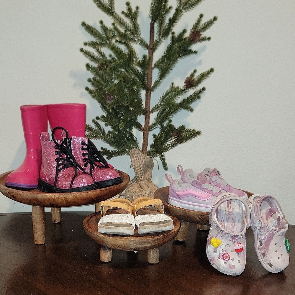 5 Pair Size 7 Toddler Girl Shoe Lot Vans, Crocs, Cat And Jack Pink - Picture 11 of 11